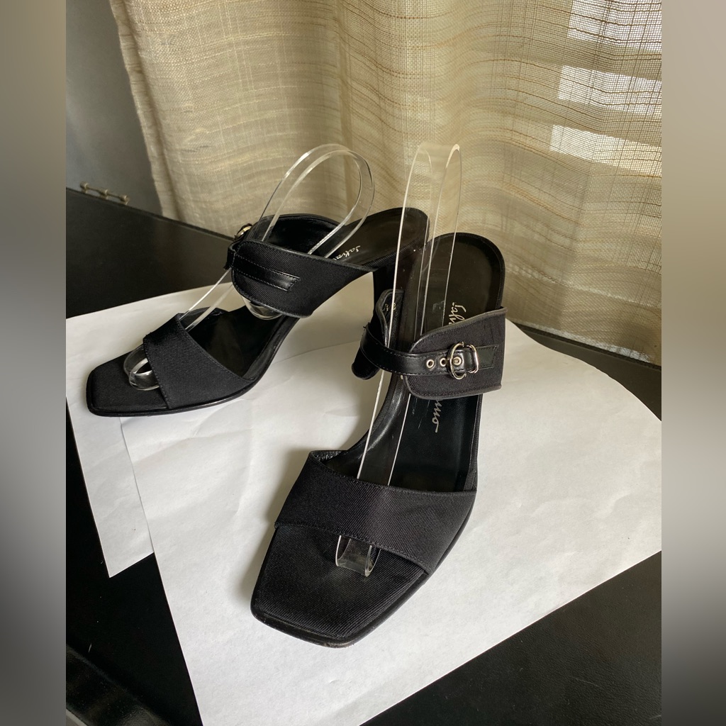 Salvatore Ferragamo Boutique Black Leather Women Heels Mules Slides Sandals Pump
